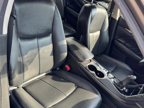 Used 2019 INFINITI Q50 Pure image 15
