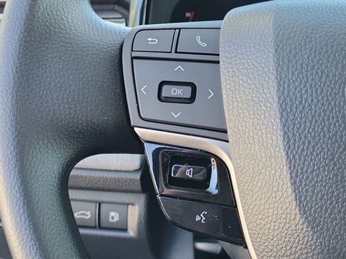 Used 2026 Toyota Camry LE image 30