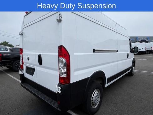 Used 2025 RAM ProMaster 2500 w/ Convenience Group FWD image 5