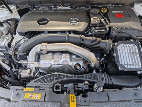 New 2026 Mercedes-Benz GLB 250 4MATIC image 18