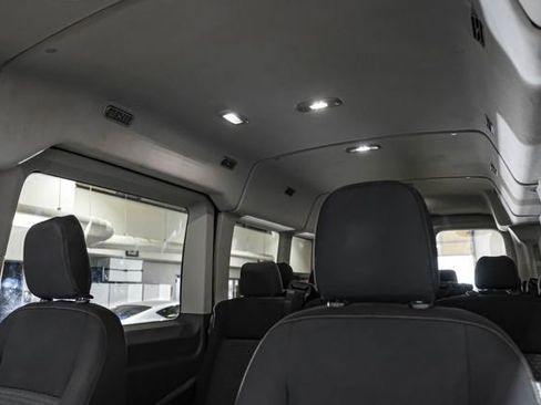 Used 2021 Ford Transit 350 XLT image 27