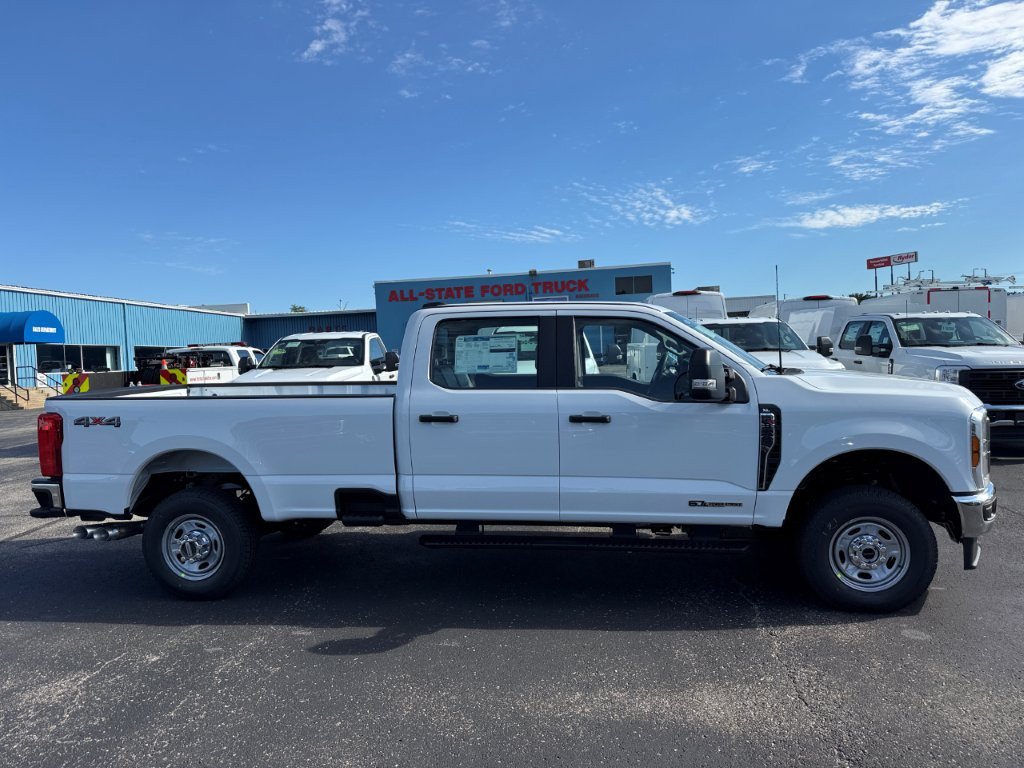 New 2026 Ford F350 XL w/ XL Chrome Package AWD/4WD image 7