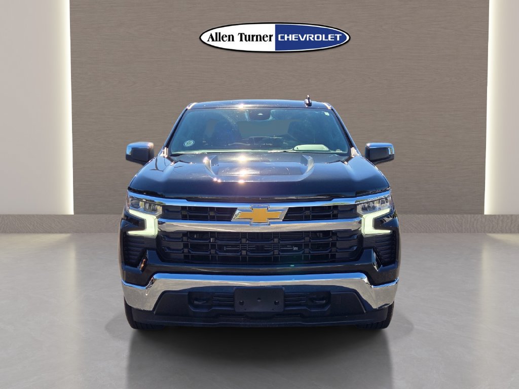 Used 2023 Chevrolet Silverado 1500 LT AWD/4WD image 4