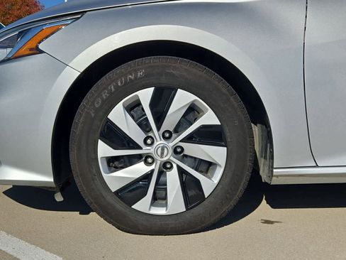 Used 2020 Nissan Altima 2.5 S image 12