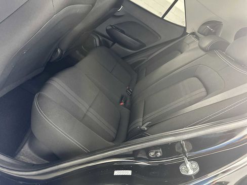 Certified 2024 Hyundai Venue SEL FWD image 23