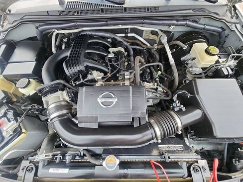 Used 2014 Nissan Xterra S AWD/4WD image 21