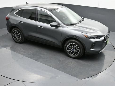 New 2024 Ford Escape SE w/ PHEV Premium Package FWD image 29