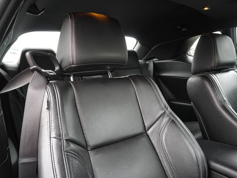 Used 2017 Dodge Challenger R/T w/ Cold Weather Group image 30