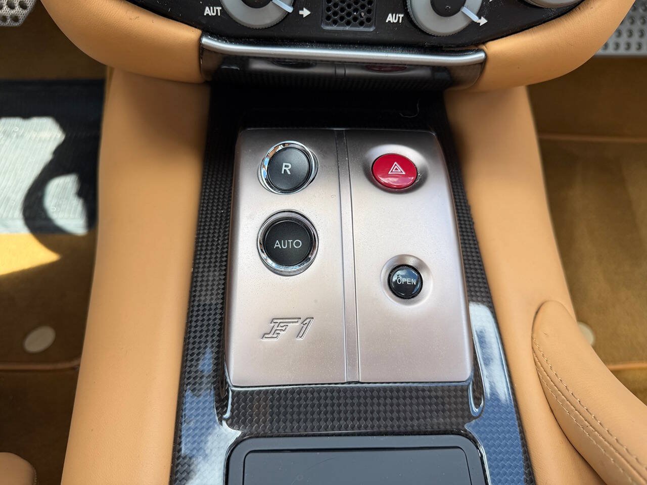 Used 2009 Ferrari 599 GTB Fiorano RWD image 23