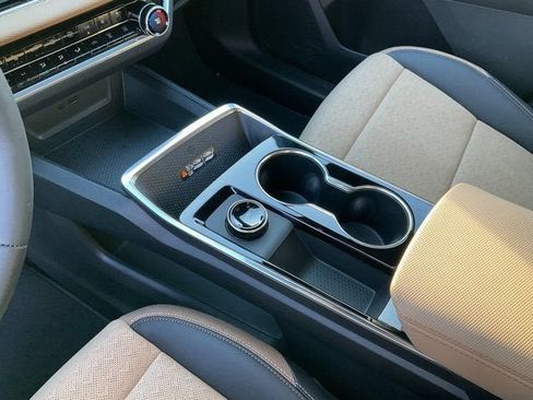 New 2026 Chevrolet Equinox ACTIV w/ Safety and Technology Package image 11