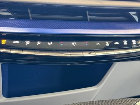 New 2026 Cadillac Optiq Luxury 2 w/ LPO, Floor Liner Package AWD/4WD image 20