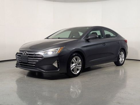 Used 2020 Hyundai Elantra SEL FWD image 3
