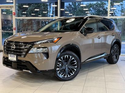 Used 2024 Nissan Rogue Platinum w/ Platinum Premium Package