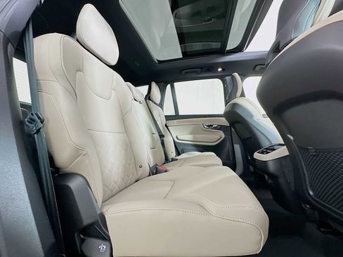New 2026 Volvo XC90 B6 Plus w/ Protection Package Premier image 27