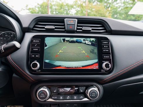 New 2025 Nissan Versa SR w/ Trunk Package image 13