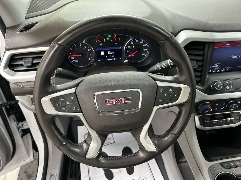 Certified 2023 GMC Acadia SLT w/ Preferred Package AWD/4WD image 4