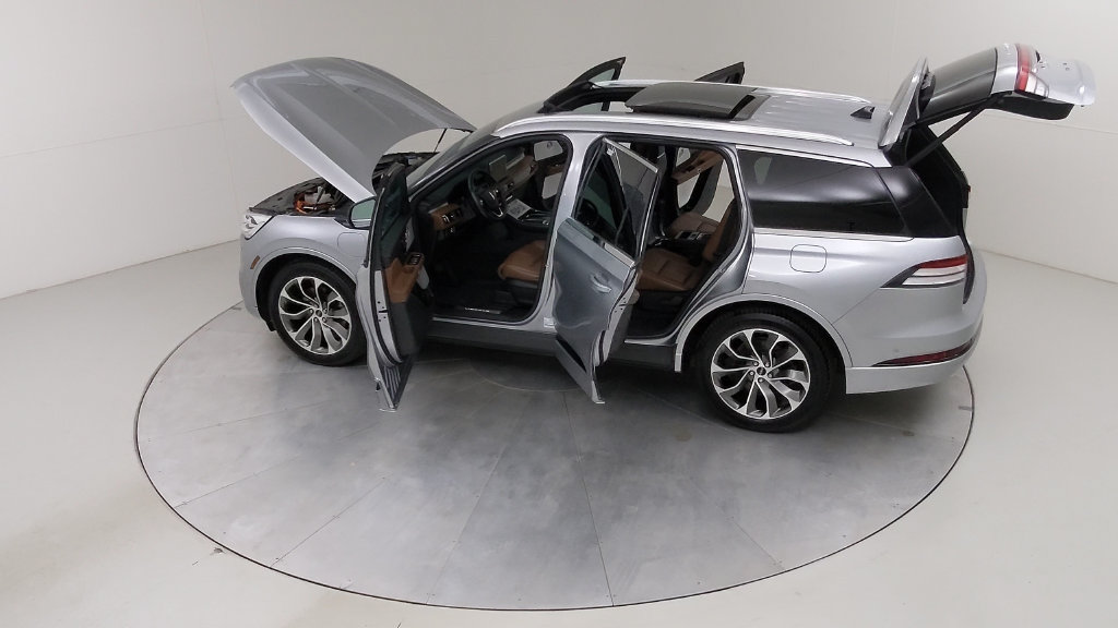 Used 2023 Lincoln Aviator Grand Touring w/ Equipment Group 301A AWD/4WD image 59