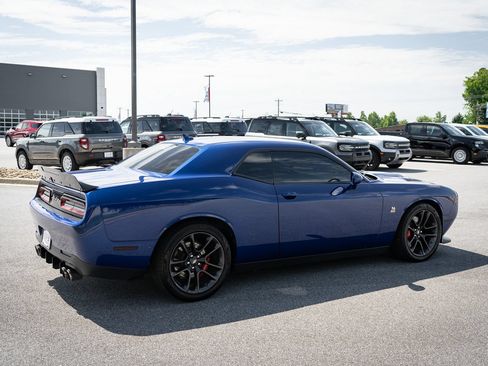 Used 2020 Dodge Challenger R/T Scat Pack RWD image 9