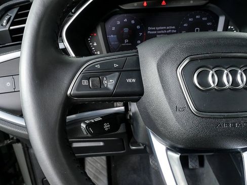 Used 2019 Audi Q3 2.0T Premium w/ Convenience Package image 9