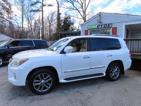 Used 2013 Lexus LX 570 4WD image 1