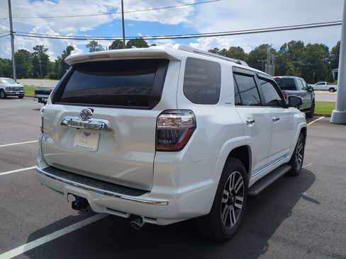 Used 2024 Toyota 4Runner Limited RWD image 5