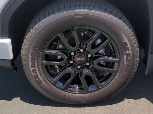Used 2026 GMC Sierra 1500 Elevation w/ Elevation Premium Package AWD/4WD image 35