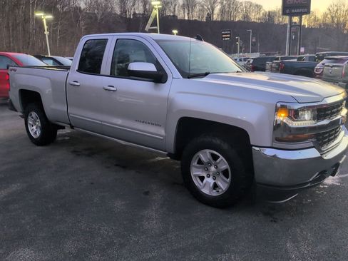 Used 2019 Chevrolet Silverado 1500 LT image 2