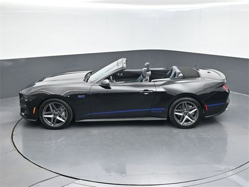 Used 2024 Ford Mustang GT Premium image 40