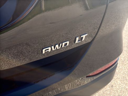 Certified 2024 Chevrolet Equinox LT AWD/4WD image 8