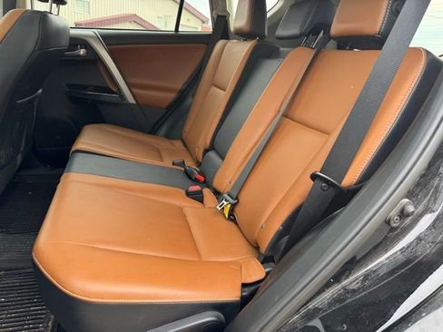 Used 2018 Toyota RAV4 Limited w/ Protection Package image 7