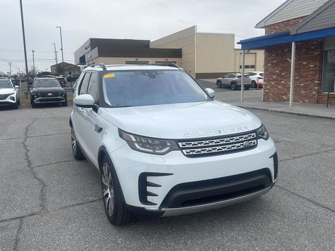 Used 2019 Land Rover Discovery HSE Luxury image 1