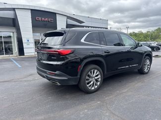 Used 2025 Buick Enclave Preferred AWD/4WD video 3