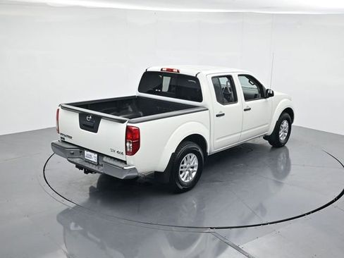 Used 2019 Nissan Frontier SV image 37