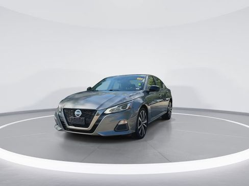 Used 2020 Nissan Altima 2.5 SR w/ Premium Package AWD/4WD image 4