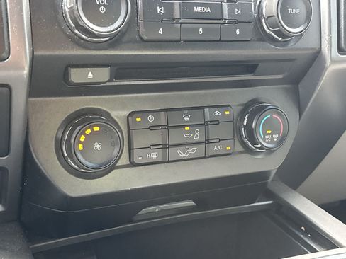 Used 2018 Ford F150 XLT w/ Equipment Group 301A Mid AWD/4WD image 17