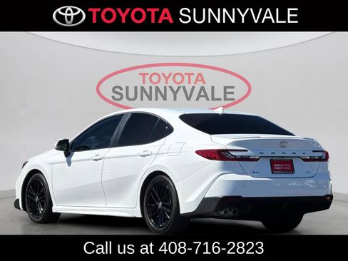 Used 2026 Toyota Camry SE w/ Convenience Package FWD image 7