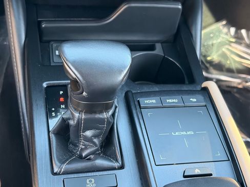 Used 2020 Lexus ES 350 w/ Premium Package FWD image 27