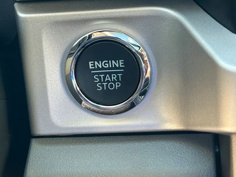 New 2026 Ford F250 XLT w/ XLT Premium Package image 50