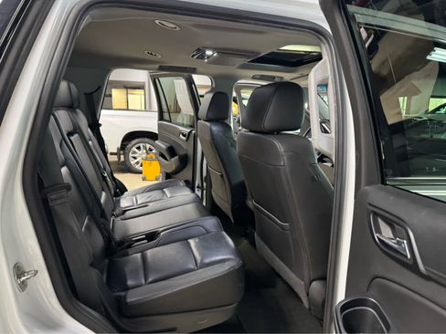 Used 2018 Chevrolet Tahoe LT image 12