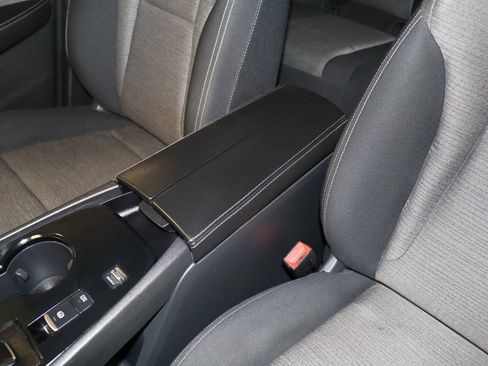 Used 2021 Nissan Rogue S FWD image 69
