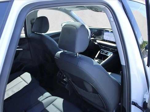 Certified 2025 Audi Q5 Premium w/ Convenience Package AWD/4WD image 30