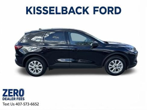 Certified 2025 Ford Escape Active FWD image 2