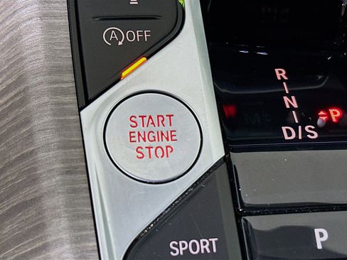 Used 2025 BMW 430i Convertible w/ Premium Package image 20