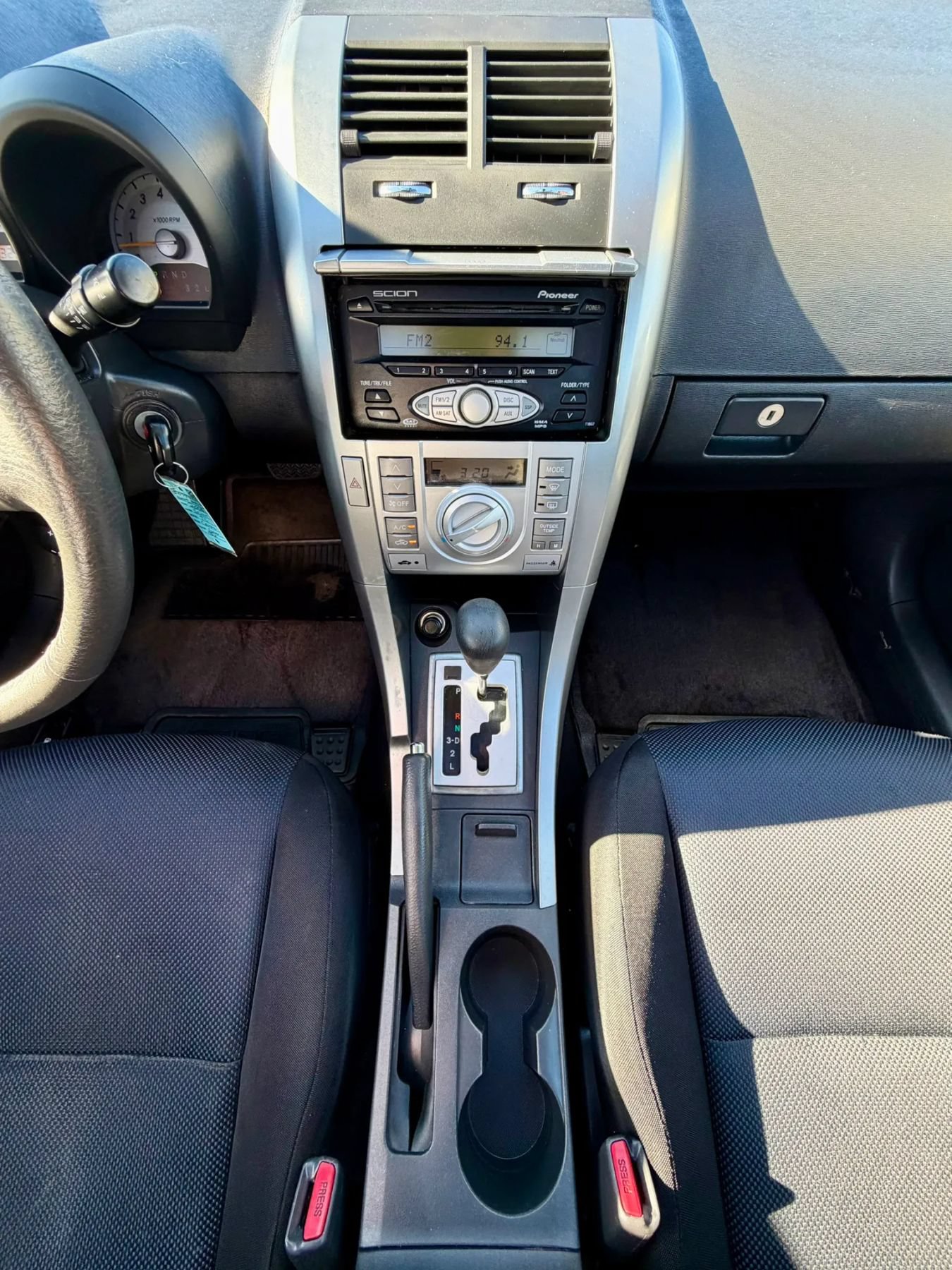 Used 2006 Scion tC FWD image 12
