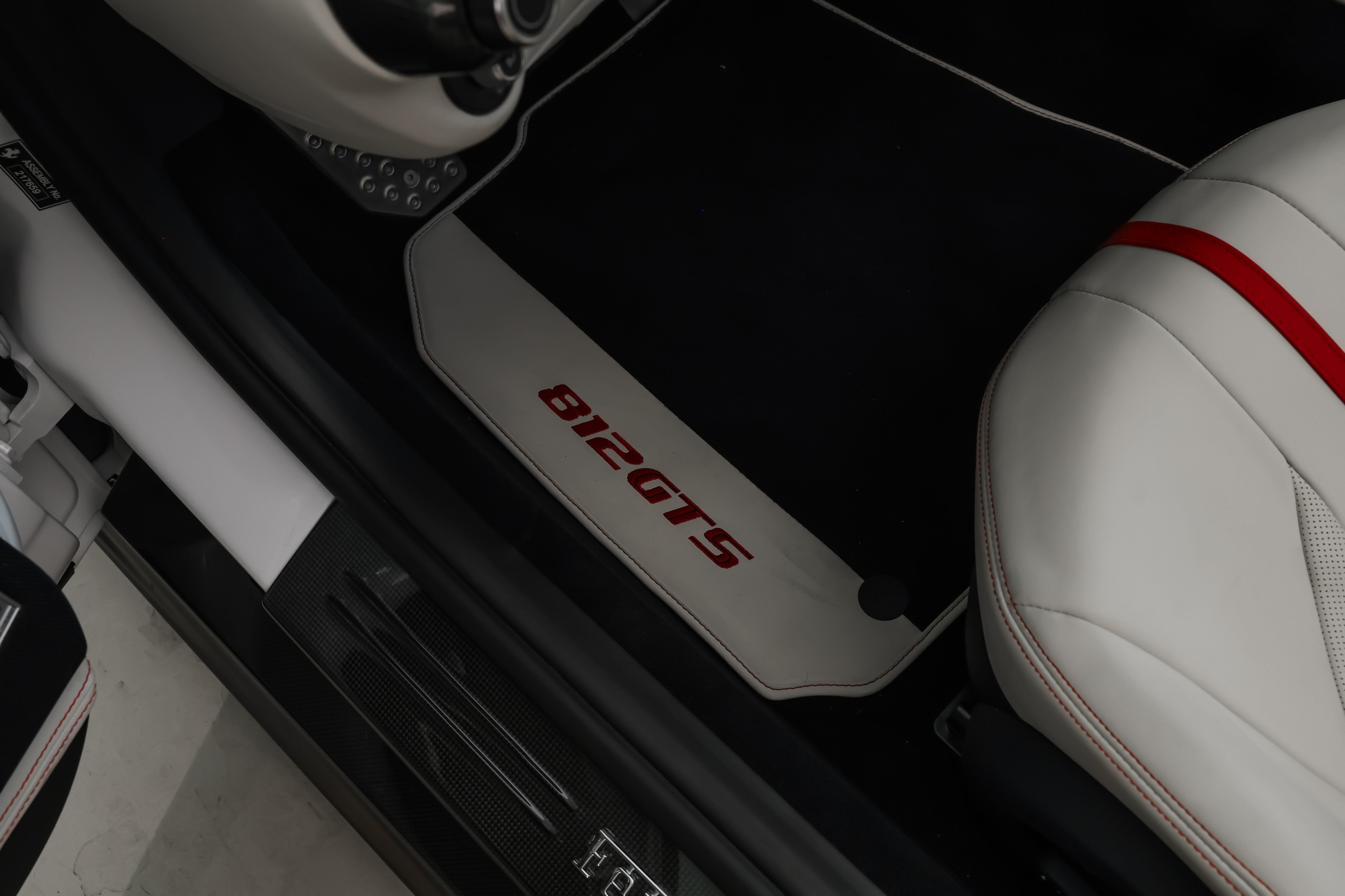 Used 2023 Ferrari 812 GTS RWD image 23