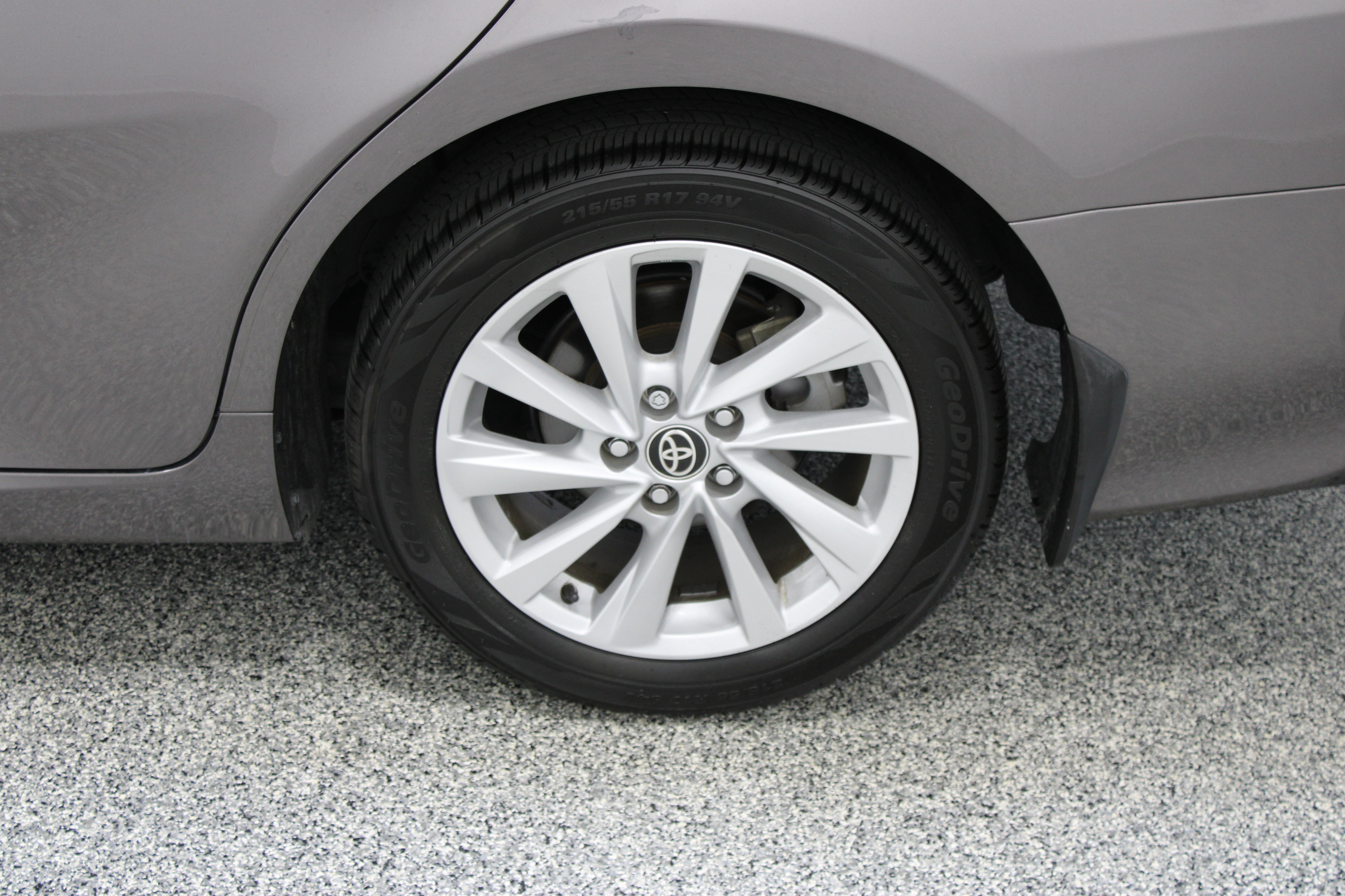 Used 2022 Toyota Camry LE FWD image 10