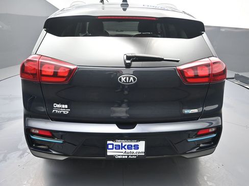 Certified 2019 Kia Niro EX w/ Cold Weather Package 2.0 image 32