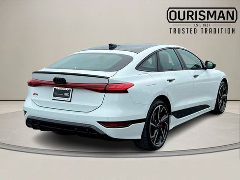 Certified 2025 Audi S6 e-tron Prestige w/ 21" Black Optic Package image 7