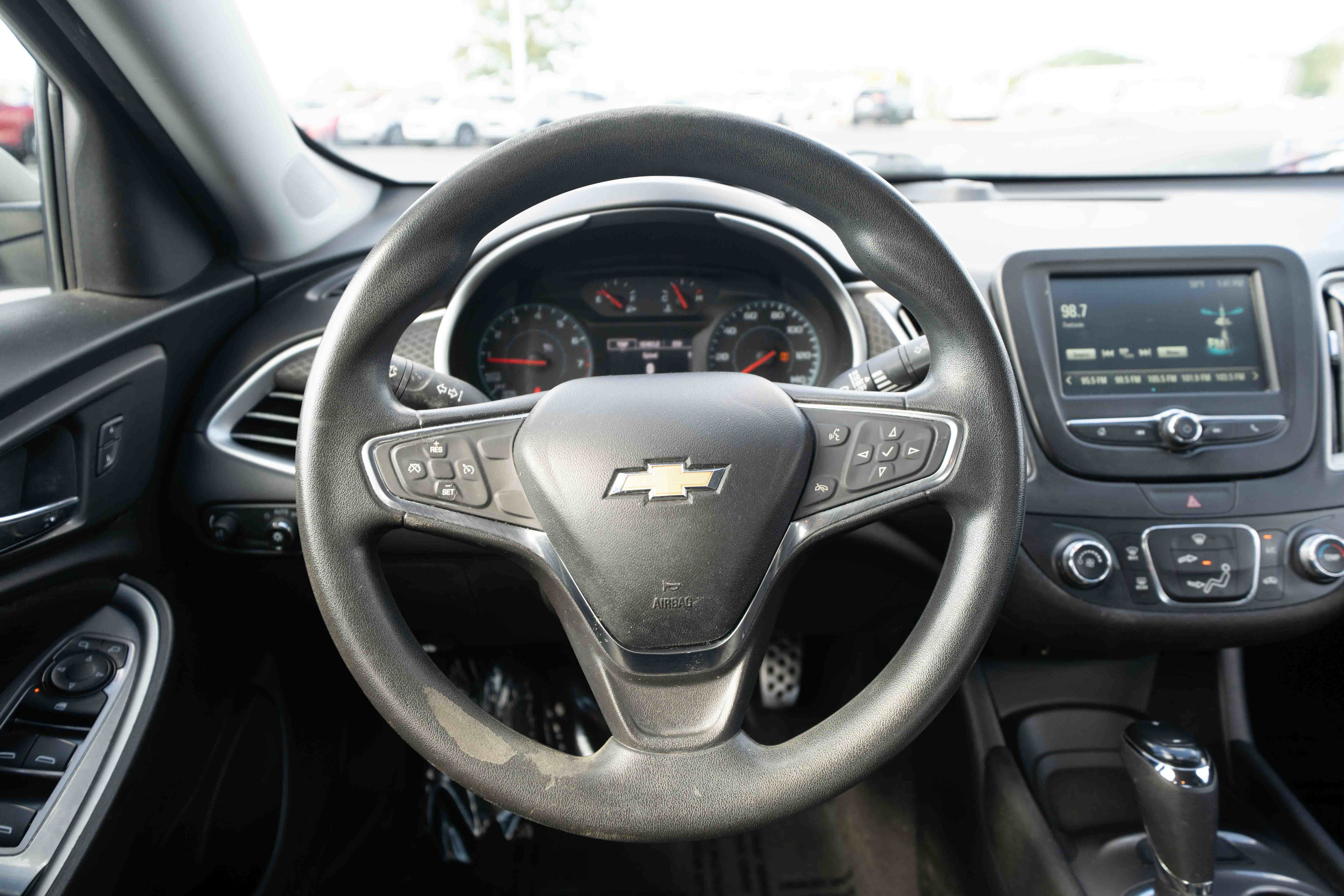 Used 2017 Chevrolet Malibu LS FWD image 21