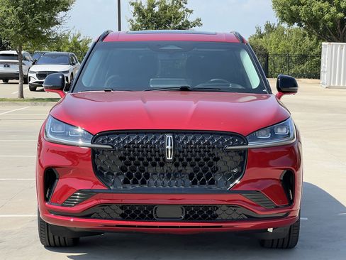 New 2025 Lincoln Aviator Reserve w/ Jet Appearance Package image 13